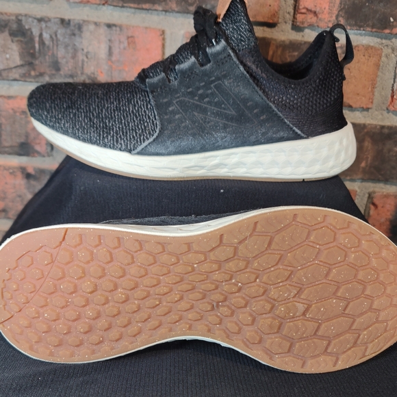 Mens New Balance Fresh Foam Cruz VI Sneakers - Picture 6 of 9